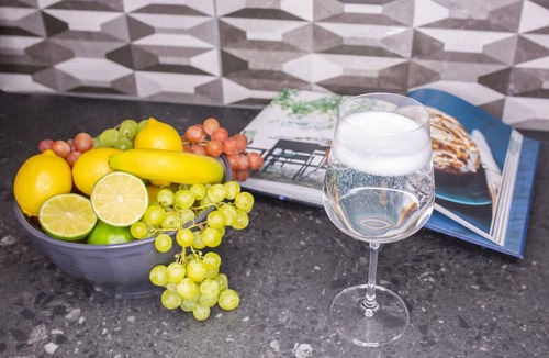 West Bromwich Apartment | Charming Accommodation Close to Birmingham