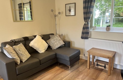 Barmston Cottage | One Bedroom Barn With Free Parking