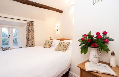 Ingleton Cottage | Ingleton 2-bed Cottage, Sleeps 4, Pet Ok & Parking