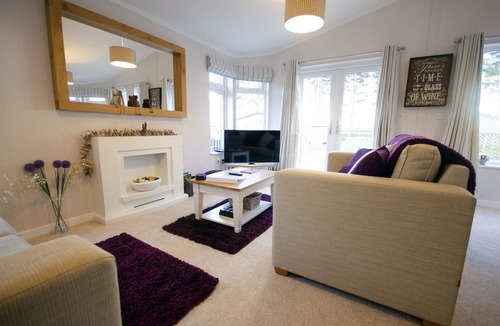 Ryther Cabin | Hollicarrs Long Lane Lodge