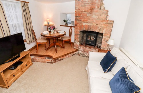 Medbourne Cottage | 5A Waterfall Way