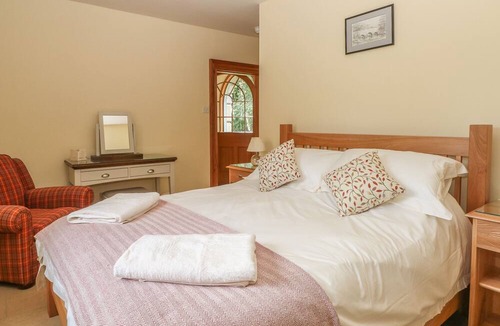 Longnor Cottage | Elmwood