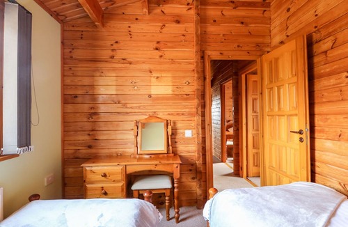 Tattershall Cottage | Bittern Lodge