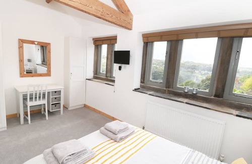 Hepworth Cottage | Bramble Cottage