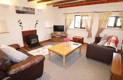 Holestone Moor Cottage | Riber View Barn