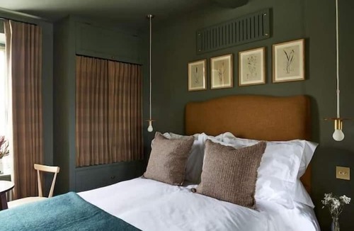Felmersham Hotel | The Sun Inn