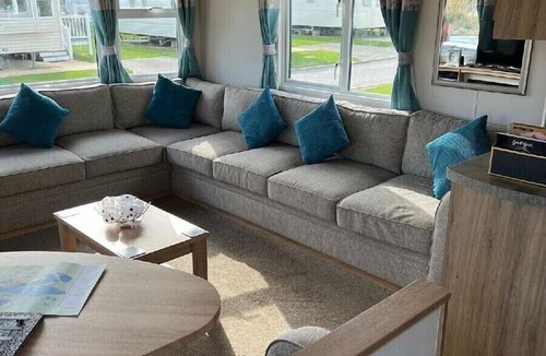 Tattershall Cottage | Tattershall Lakes Country Park - Holiday Accommodation 16405