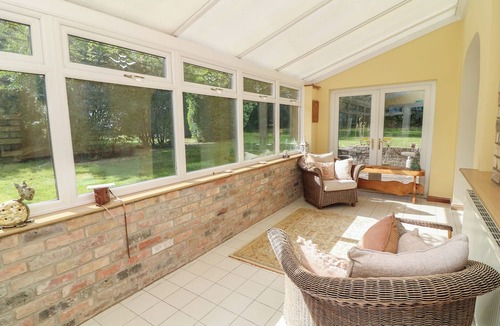 Alford Cottage | Larkspur Cottage