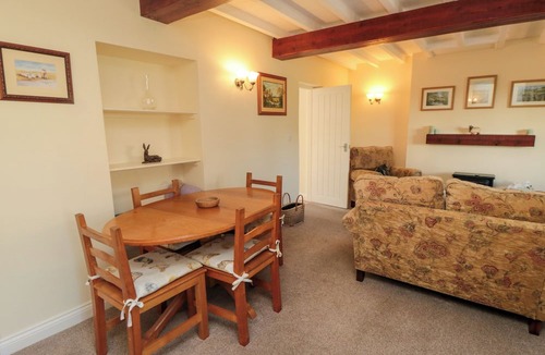 Wombleton Cottage | Lilac Cottage