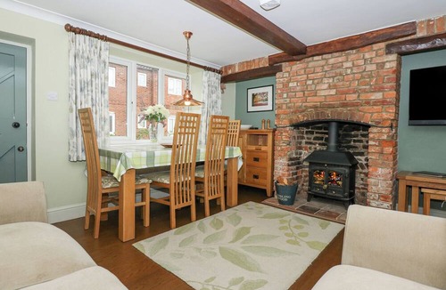 Dersingham Cottage | Easter Cottage
