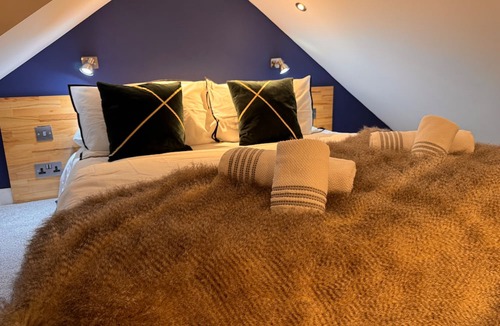 Holbrooks Cottage | Coventry Cozy Cottage