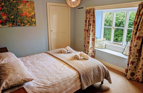 Blakesley Bed & Breakfast | Bartholomew Arms