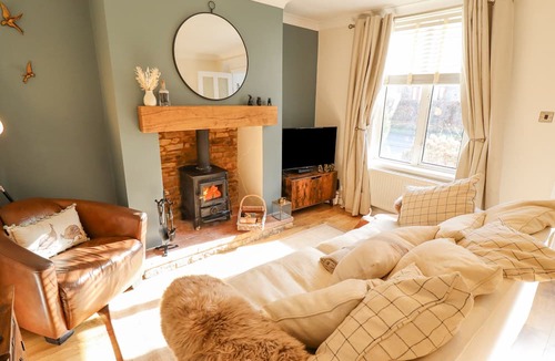 South Cave Cottage | Rose Cottage