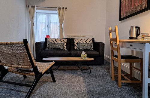 Flore Bed & Breakfast | The Old Vicarage