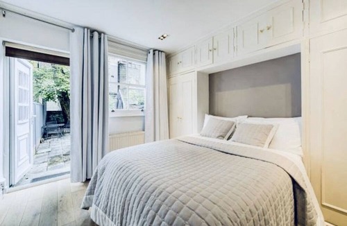 Earl's Court Apartment | Chelsea - 2Bed Apartment - sleeps 4 - Pet Friendly