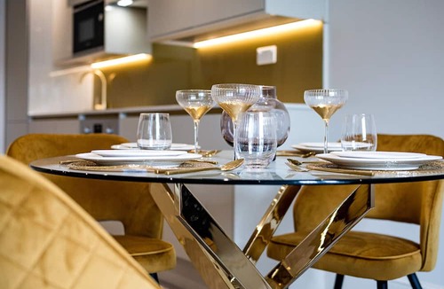 City of Westminster Apartment | Marble Arch Suite 5-Hosted by Sweetstay