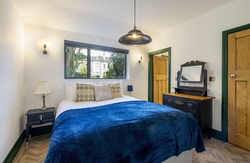 Acomb Apartment | Tawny Lodge - a couples retreat that sleeps 2 guests