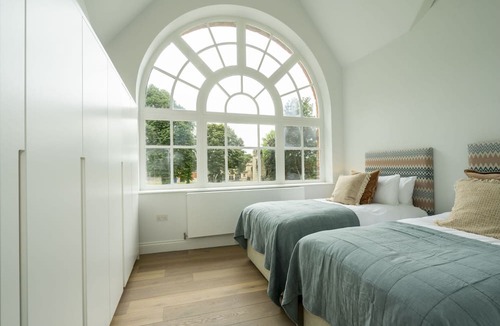 Bootham Apartment | A premium stay that sleeps 4 guests in 2 bedrooms