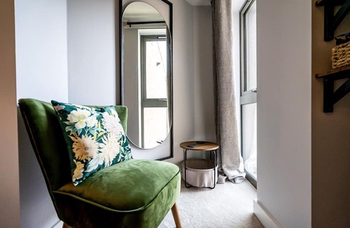 Bootham Apartment | Bootham Row 11 - a couples retreat that sleeps 3 guests in 1 bedroom
