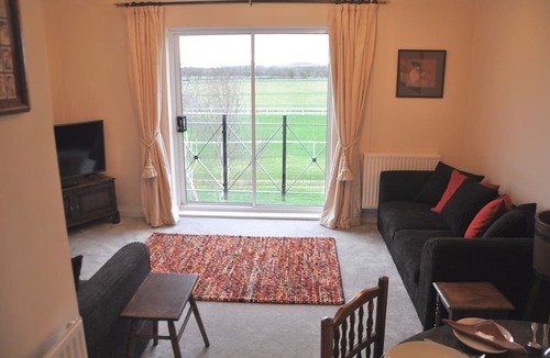 Stratford-upon-Avon House | 47 Wetherby Way