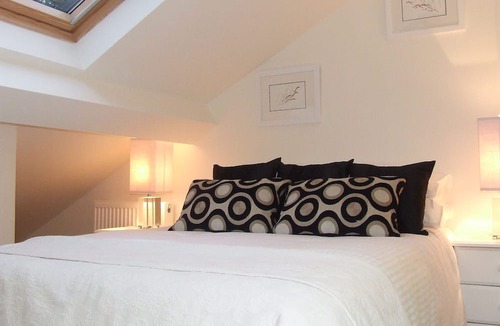 Beverley Apartment | Beverley town centre modern duplex apartment
