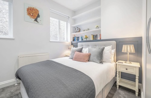 Bayswater Apartment | Bright & Modern 2-Bed Portobello Notting Hill