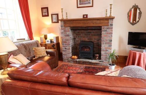 Clay Cross House | The Old Chapel, Handley