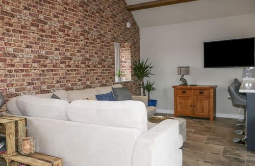 Muston House | Owl View, Cayton, North Yorkshire