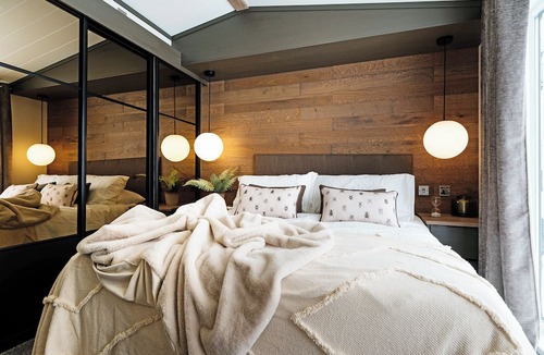 Frampton Ski Chalet | The Spitfire Lodge (Pet)
