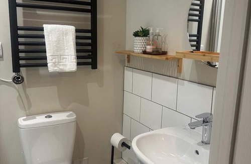 Exelby House | Standard Double Room