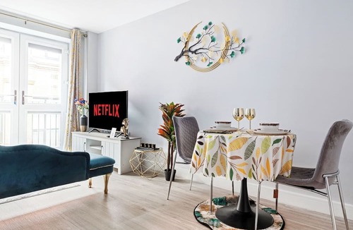 Leicester City Centre Apartment | Stunning 1 bedroom Apt With Balcony-Leicester City