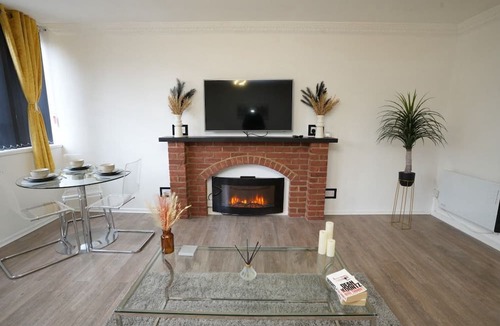 East Dunstable Apartment | Cosy Spacious one bedroom Apartment *Long stays welcome*