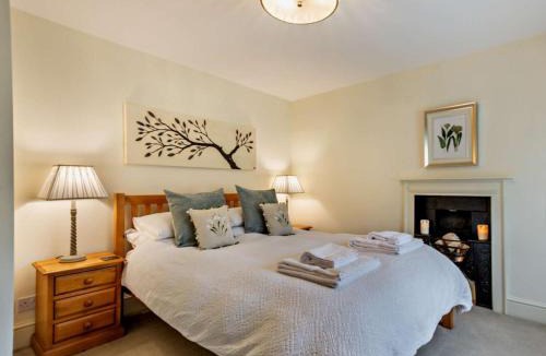 Middleham House | 3 Bed in Middleham oc-78935
