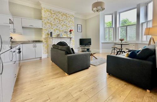 Acomb Apartment | Moorgate View With Free On Street Parking