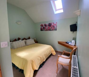 Barnby in the Willows House | Willow Tree Cottages