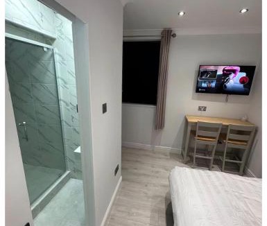 Thorne House | Cosy 1 Bedroom Studio with Private Entrance