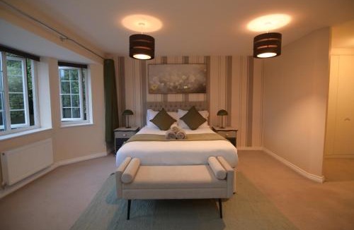 York House | Luxury, Family-Friendly Home with Garden