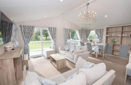Mappleton Ski Chalet | Stunning 6 Berth Lodge For Hire At Skipsea Sands In Yorkshire Ref 41077Wf