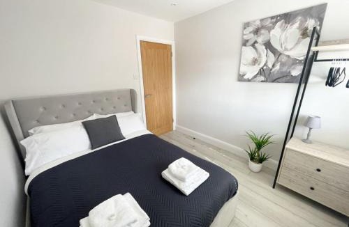 Mill Road Apartment | Stylish City Apartment - Very Central by Station