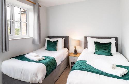 Cayton House | Dovecote House-Uk30233