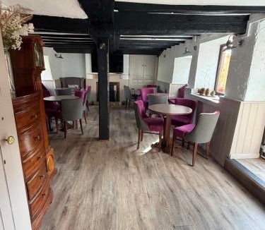 Cottingham Bed & Breakfast | The Royal George Cottingham