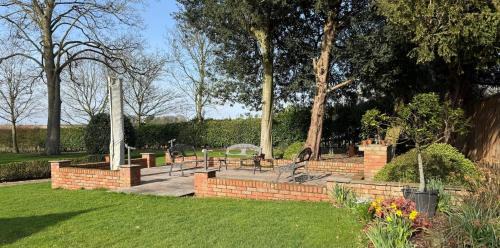 East Ravendale House | Crossways Beech Tree