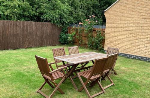 Oakham House | Spacious Secluded Rutland Home near Oakham