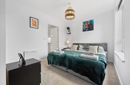 Heworth Apartment | 1 Bed Flat, Contractor & Long Stays, Parking