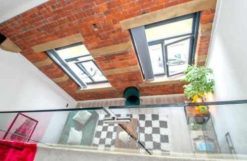 Bradford Apartment | Stylish 2Bed City Centre Flat Parking Bradford