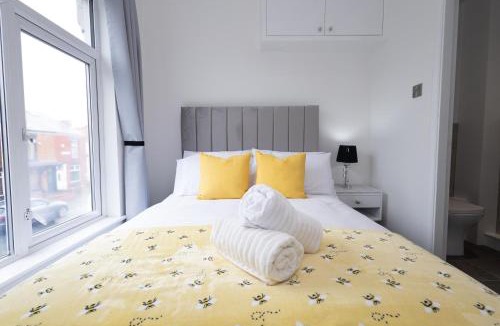 Bolton Apartment | Modern Boutique Studios in Central Bolton Perfect for Contractors & Short Stays