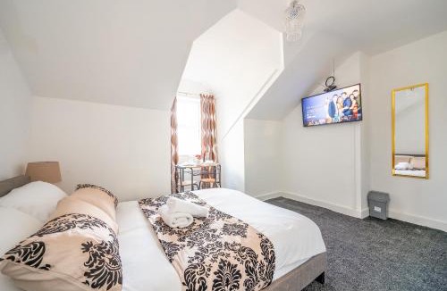 Leeds House | *RA246* For your most relaxed & Cosy stay + Free Parking + Free Fast WiFi *