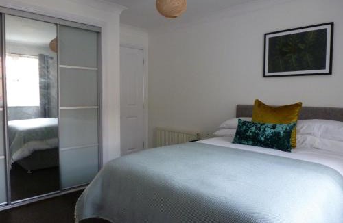 Thornaby On Tees Apartment | Sun Gardens Luxe 2 Bed 2 Bath Apartment