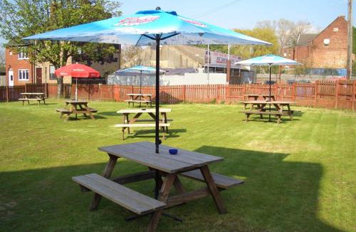 Castleford Hotel | Wheldale Hotel