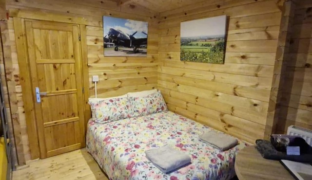 Birdsong Lodge Dog Friendly Nr Sutton on Sea